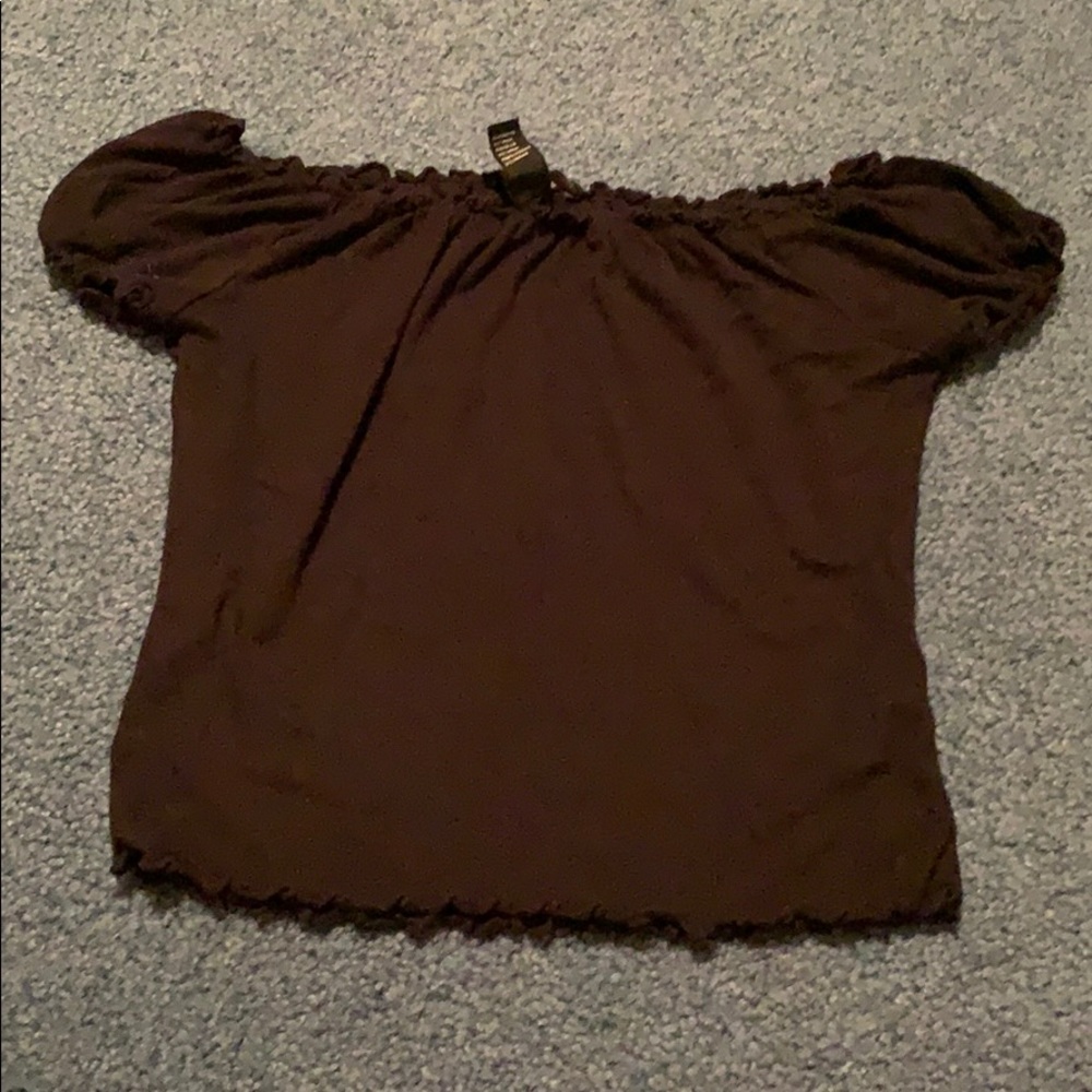 Off the shoulder black cropped top